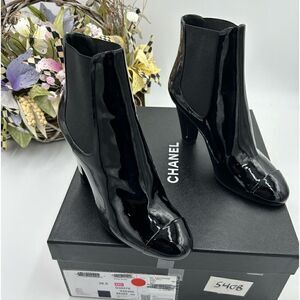 Women’s Chanel black Patent , leather ankle boots, size 36.5 made in Italy